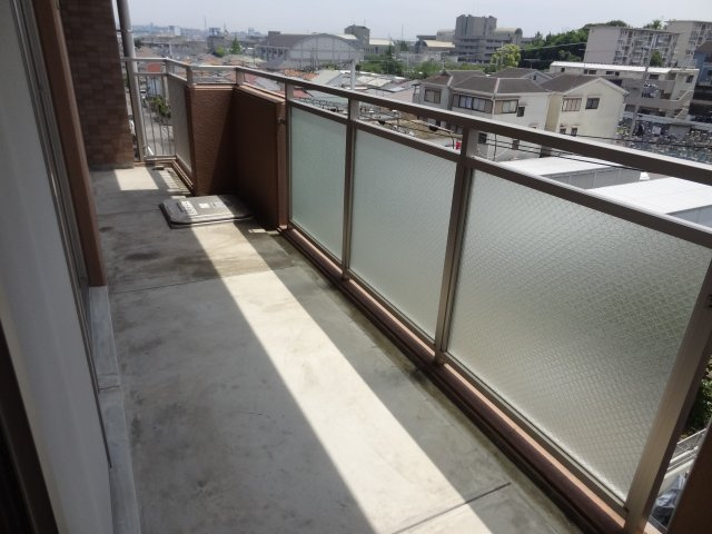 シャン・クラージュのバルコニー