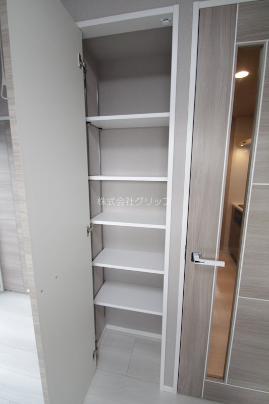 Le'a横濱阪東橋弐番館の収納