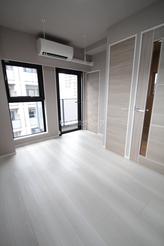 Le'a横濱阪東橋弐番館の洋室