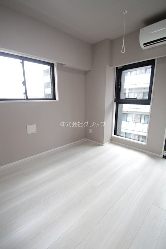 Le'a横濱阪東橋弐番館の洋室