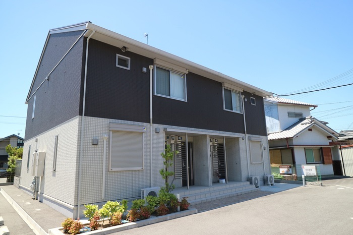 エタン・リジエール