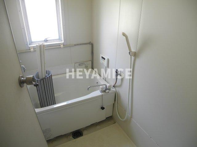 ビレッジハウス矢上3号棟の浴室|※同物件反転タイプの写真でございます※現況を優先します※