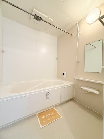 ベルプラージュ魚住の浴室