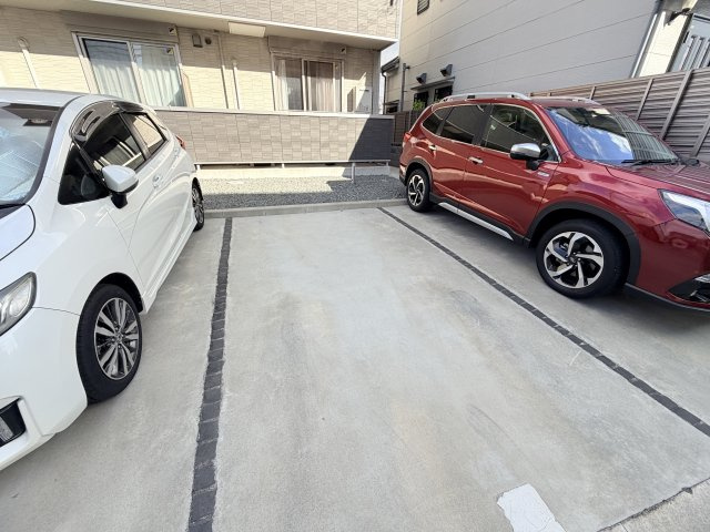 ベルプラージュ魚住の駐車場