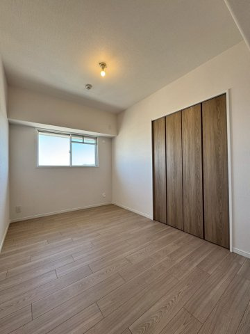 日光ハイツ香里第五の洋室|約5.3帖