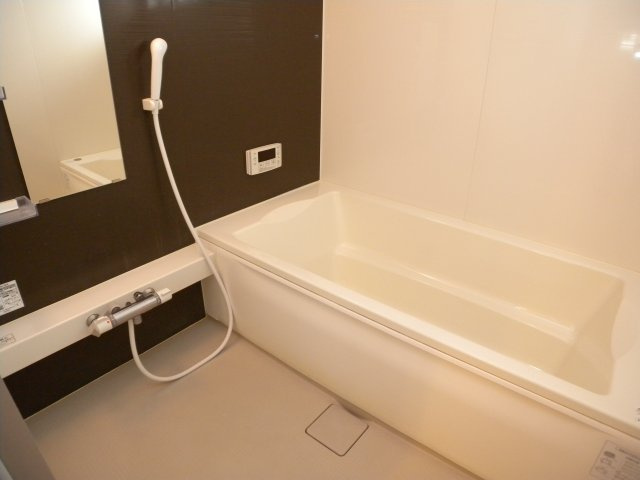 サンフルールの浴室