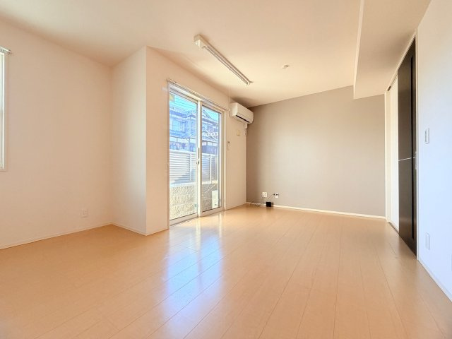 ソフィアルミエールⅡの居間・リビング