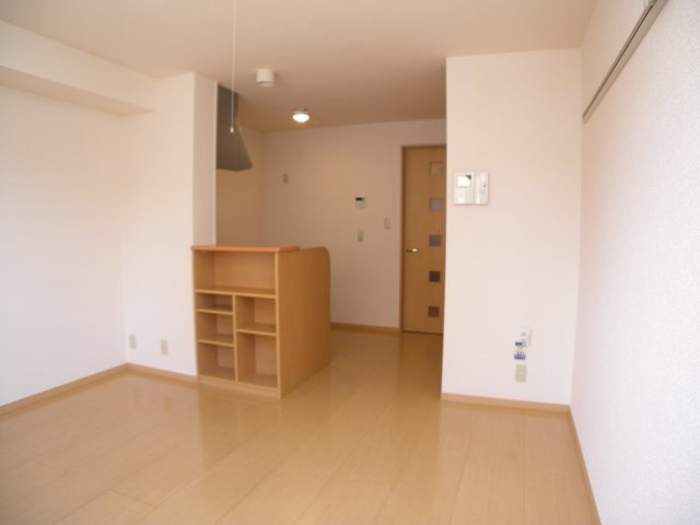パークハイム参番館の居間・リビング|パークハイム参番館