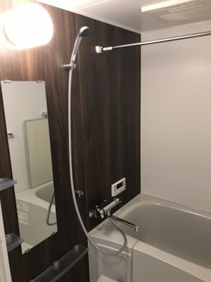 【浴室】 | クレヴィスタ板橋西台Ⅲ | 落ち着いた空間のお風呂です