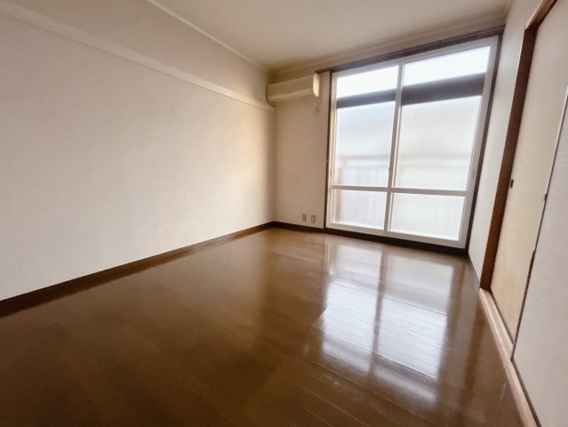 シティハイムロゼリーヌⅡの洋室