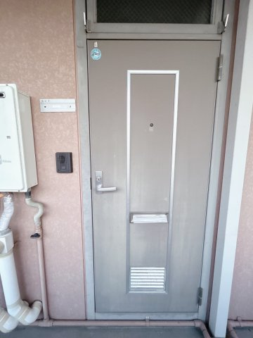 シティハイムロゼリーヌⅡの玄関