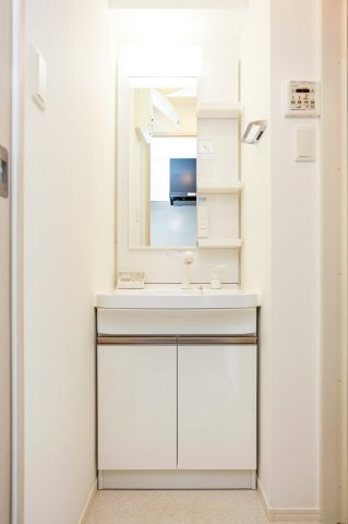 サヴォイラ・マリナ　ドゥ　ハカタ　9階の洗面所|別号室です。現状優先。