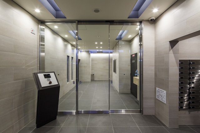 サヴォイラ・マリナ　ドゥ　ハカタ　9階のエントランス