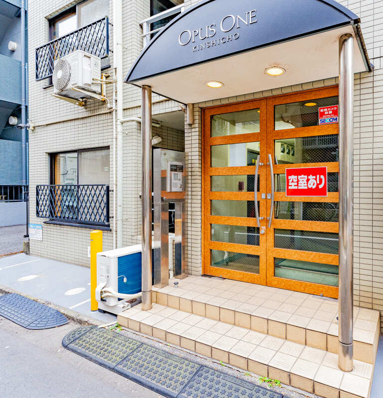 オーパスワン錦糸町のエントランス