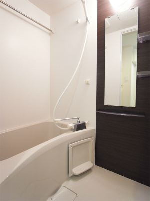 【浴室】 | リブリ・王子神谷 | コンパクトで使いやすいお風呂です