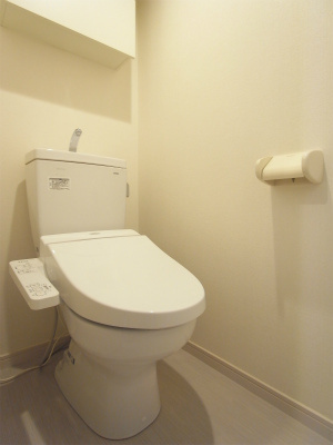 【トイレ】 | リブリ・王子神谷 | ゆったりとした空間のトイレです