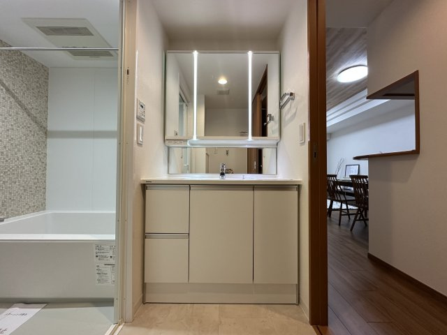 須磨シーサイドヒルズⅠの独立洗面台