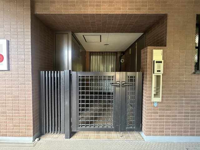 須磨シーサイドヒルズⅠの玄関