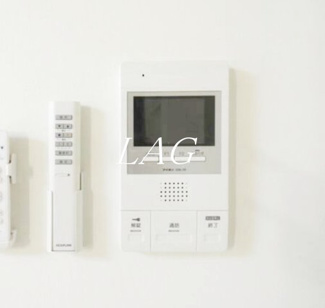 【設備】 | エレガンス・ヴィラ | モニター付きインターホンです。