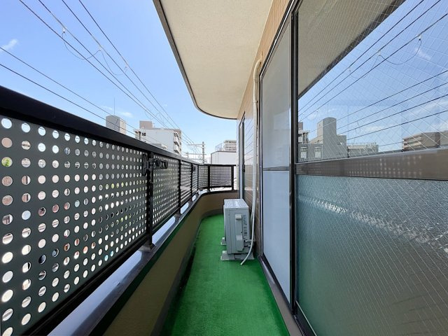 森本ビルのバルコニー