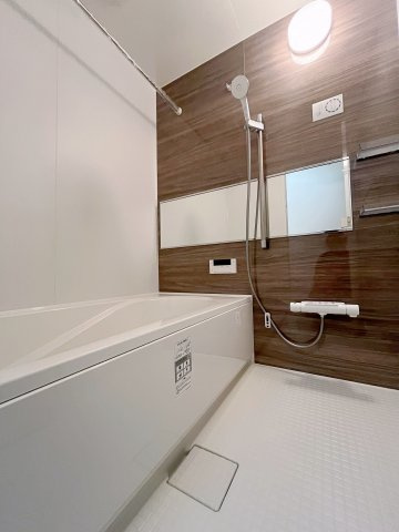 大和市下鶴間戸建⑤の浴室