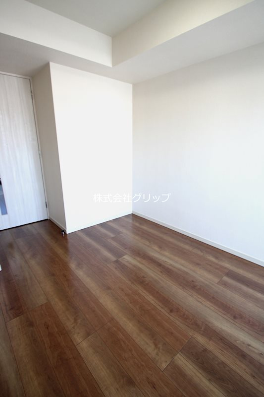 マークス横浜橋通りの洋室