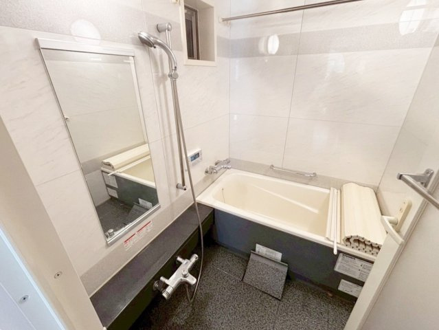 エクセルシティ三宮イメージファクトリーの浴室|ゆったり入れる1418サイズの浴室