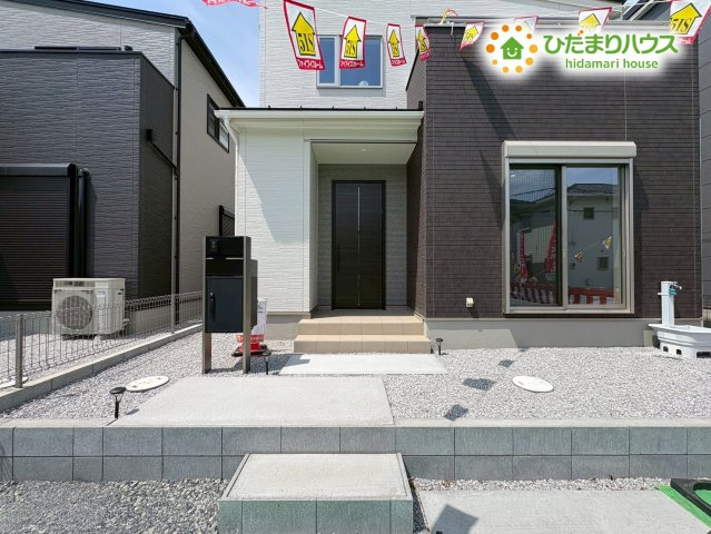熊谷市石原　新築一戸建て　04の玄関