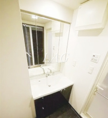 【洗面所】 | スパシエアルマール浮間公園 | 洗面台です。