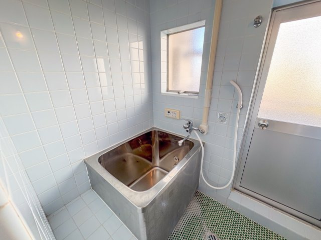 天保山第2コーポB棟の浴室