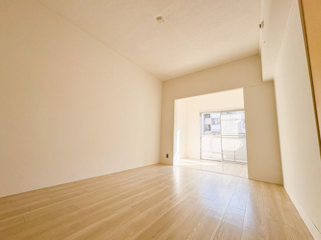 天保山第2コーポB棟の洋室