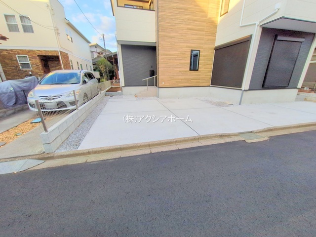 入間市東藤沢1丁目・全1棟　新築一戸建　の駐車場|現地写真（2025/11/20撮影）
