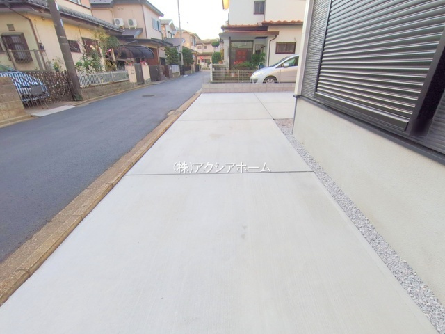 入間市東藤沢1丁目・全1棟　新築一戸建　の駐車場|現地写真　2025年12月16日撮影