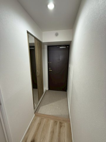 アムール板付7の玄関