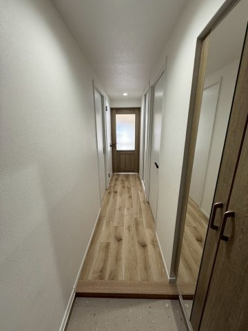 アムール板付7の玄関