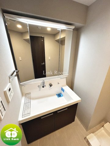 レイ両国の洗面所