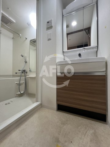 ポルト・ボヌール梅田WESTの洗面所|ポルト・ボヌール梅田WEST　洗面所