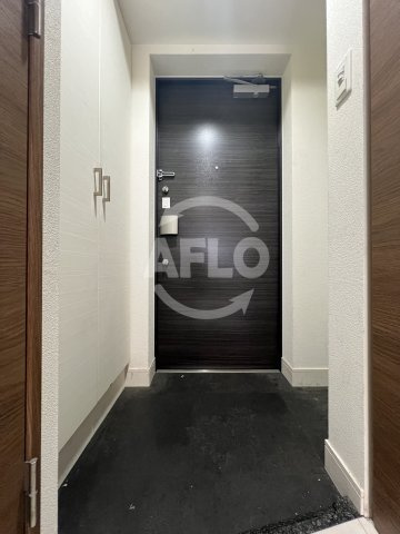 ポルト・ボヌール梅田WESTの玄関|ポルト・ボヌール梅田WEST　玄関