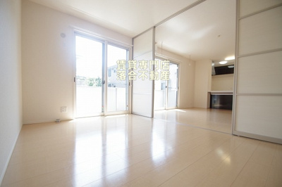 【洋室】 | GRAND COURT東橋本 | 開放感のある洋室