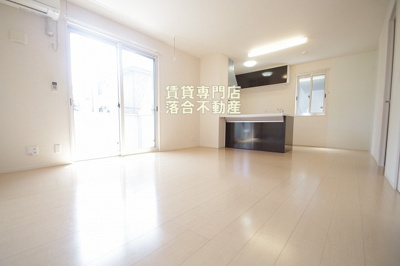 【居間・リビング】 | GRAND COURT東橋本 | 明るく広々としたリビング