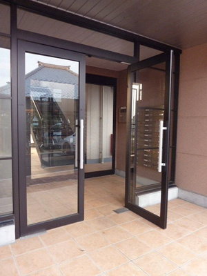 【エントランス】 | グランヒルズ | エントランス