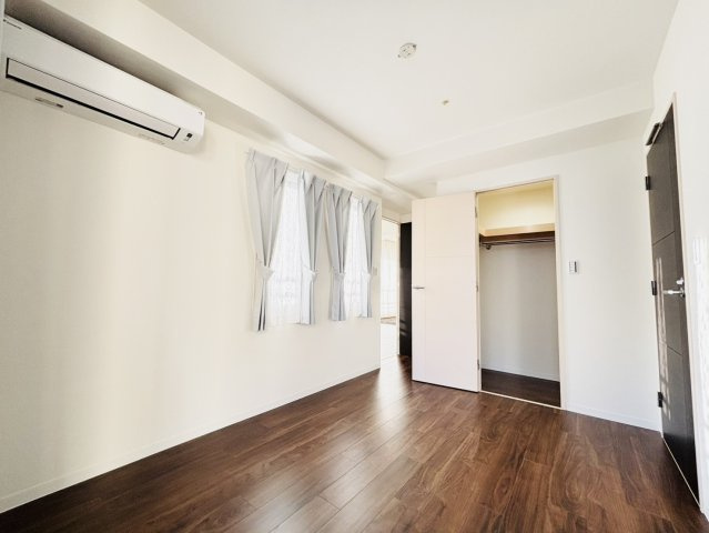 アクアパークCITY岸和田南4番館の洋室