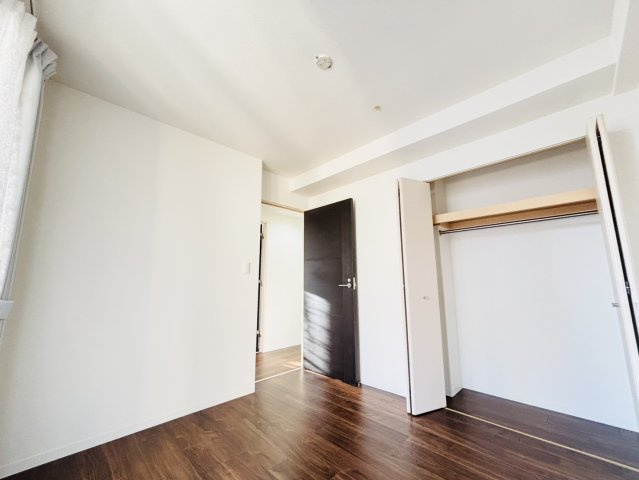 アクアパークCITY岸和田南4番館の洋室