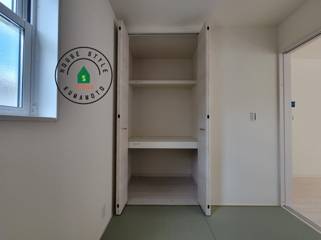 熊本市東区長嶺東第6₋3棟(1号棟)の内観：施工例|収納には困りません。