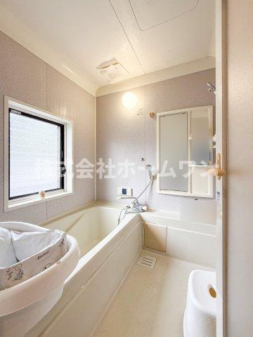 青梅市友田町　中古戸建の浴室