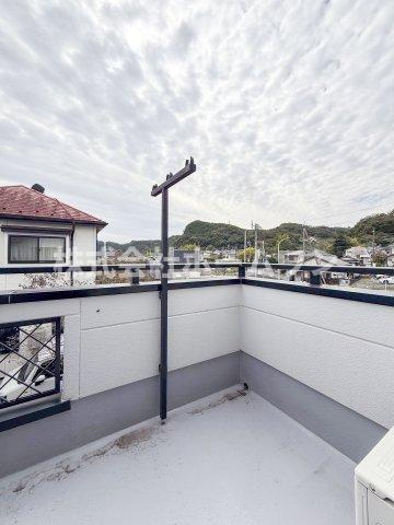 青梅市友田町　中古戸建のバルコニー
