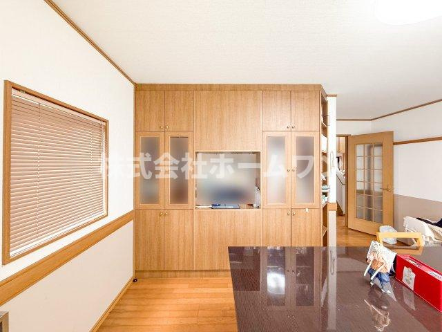 青梅市友田町　中古戸建の居間・リビング