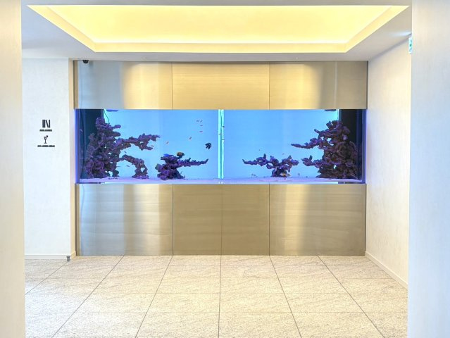 SUN T棟 48階 SKY LOUNGE URBARN
シティビューをコンセプトにしたラグジュアリー空間、季節や時間によって表情を変える都心を一望、アルコールを提供するバーを併設しています。