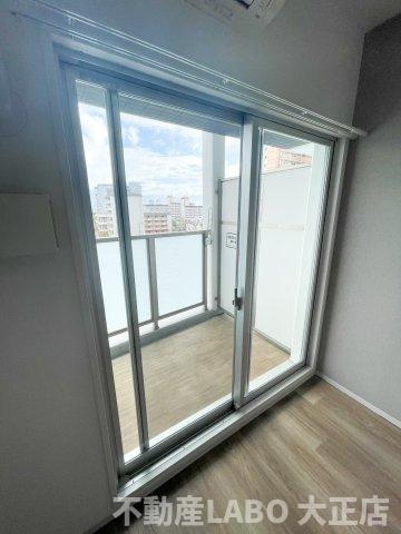 LIVIAZ NAMBA AIRYのバルコニー