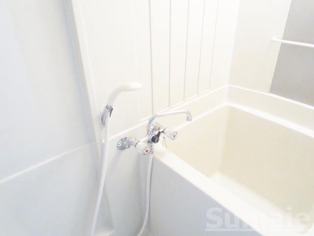 ヒルズＢの浴室|バスルームです☆